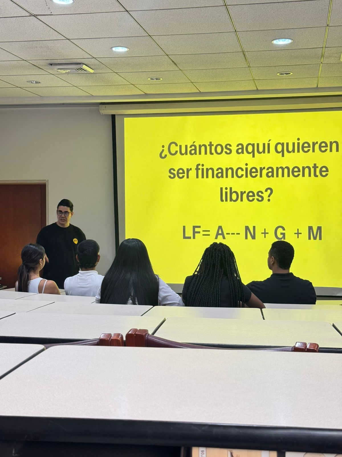 El Instituto Wyckoff, FinancialTools.io y la Universidad de San Buenaventura Cali forman a la nueva generación de líderes financieros